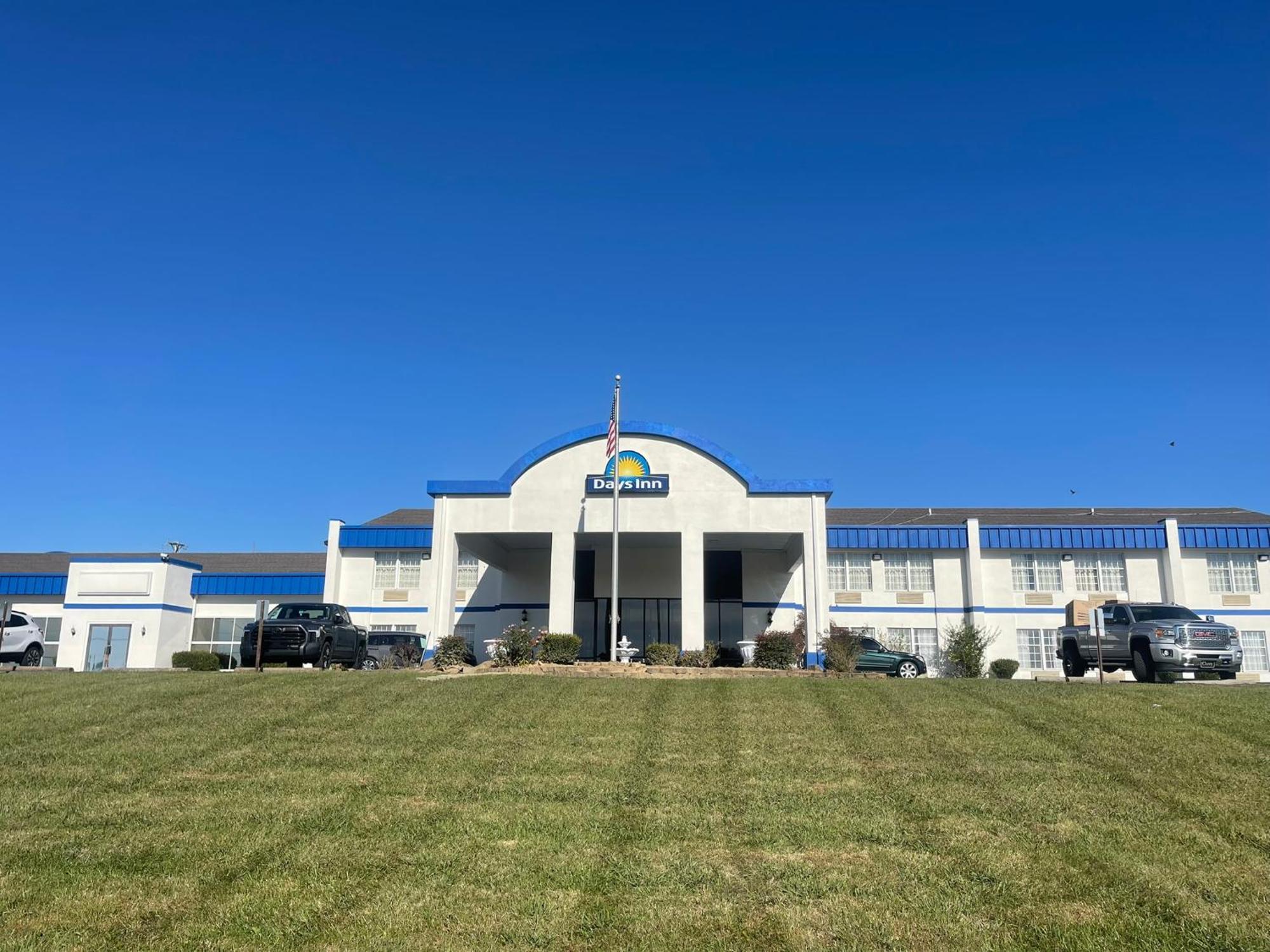 Days Inn By Wyndham Madisonville Ngoại thất bức ảnh
